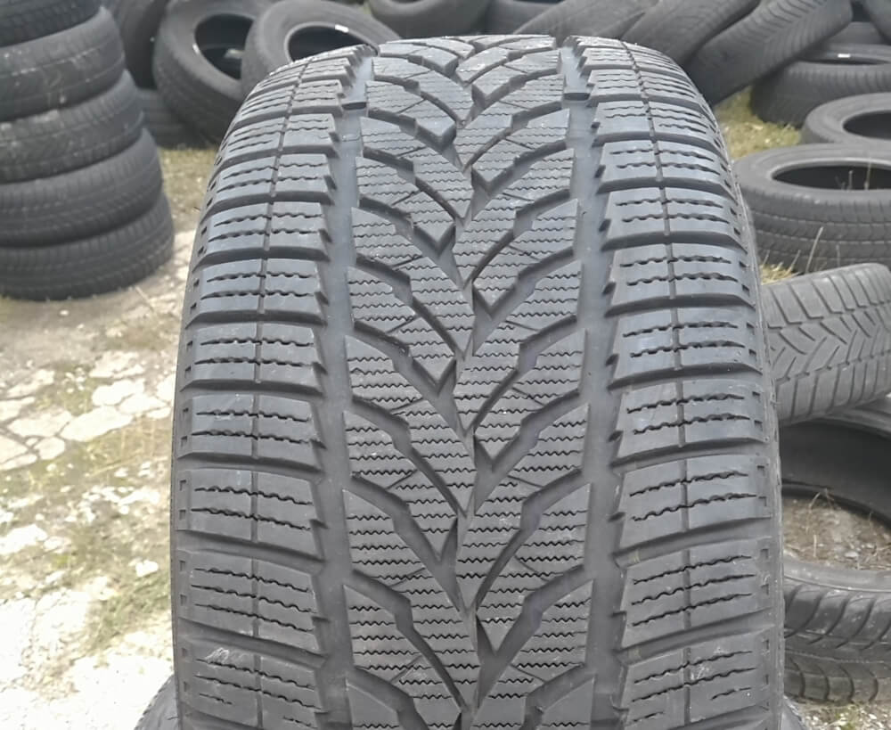 Star Performer winter AS 215/55 R17