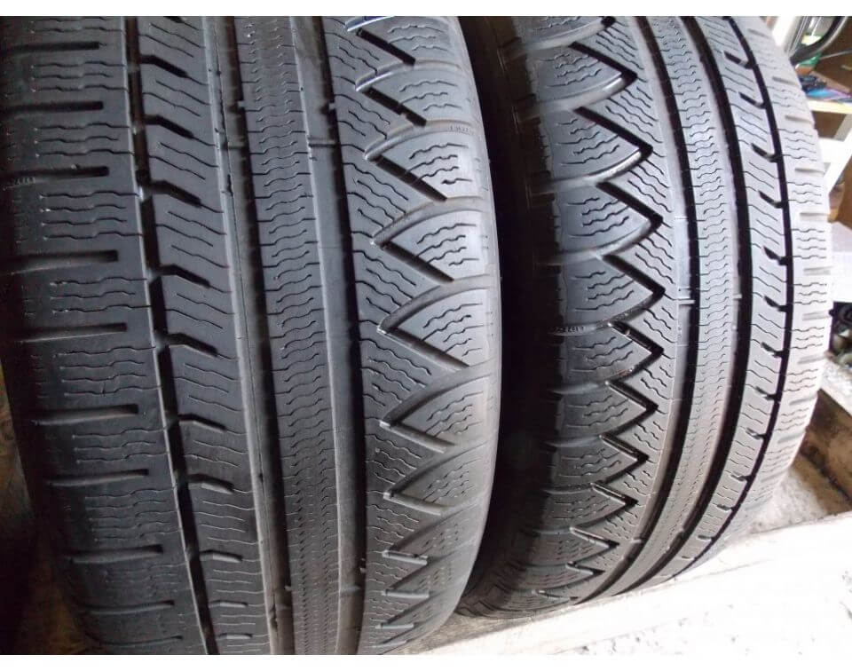 Michelin Pilot Alpin RA3 235/40 R18